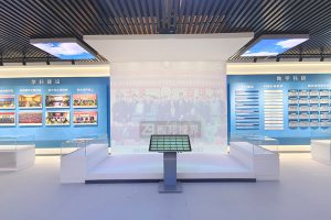 針對不同規模展廳，折幕沉浸式解決方案的定制化難點該如何應對？