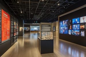 展廳機器人